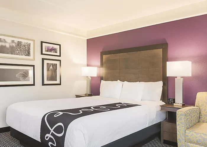 La Quinta By Wyndham Atlanta Perimeter Medical